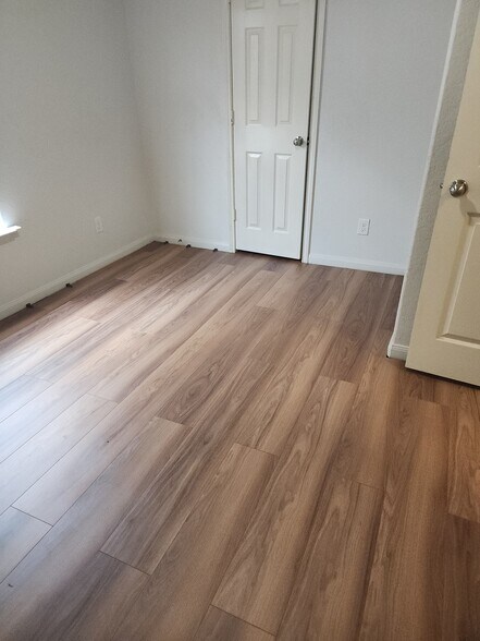 Building Photo - 11415 Luckey Ledge