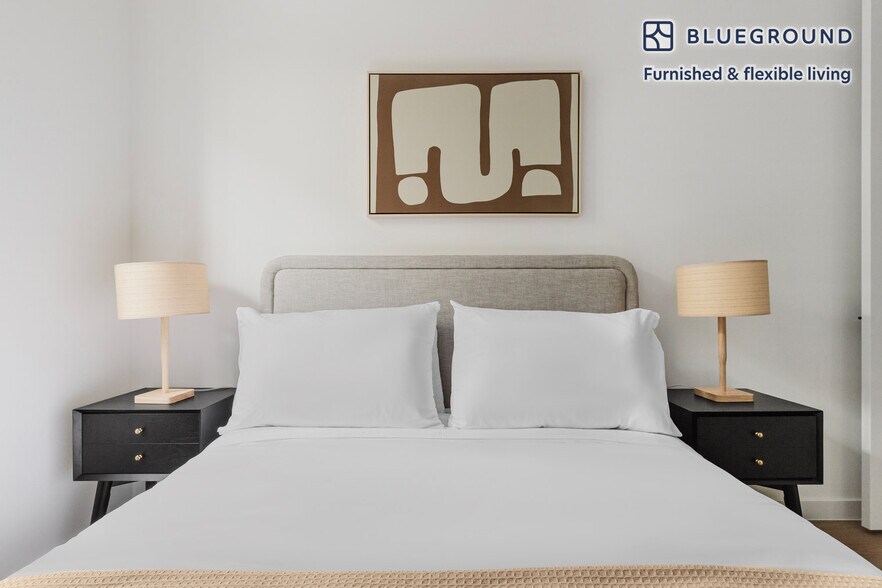 Building Photo - 250 Union Ave