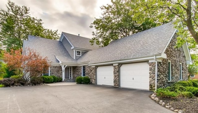 Primary Photo - 725 Stonebridge Rd