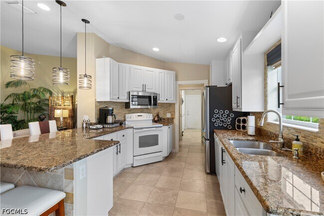 Building Photo - 15382 Queen Angel Way