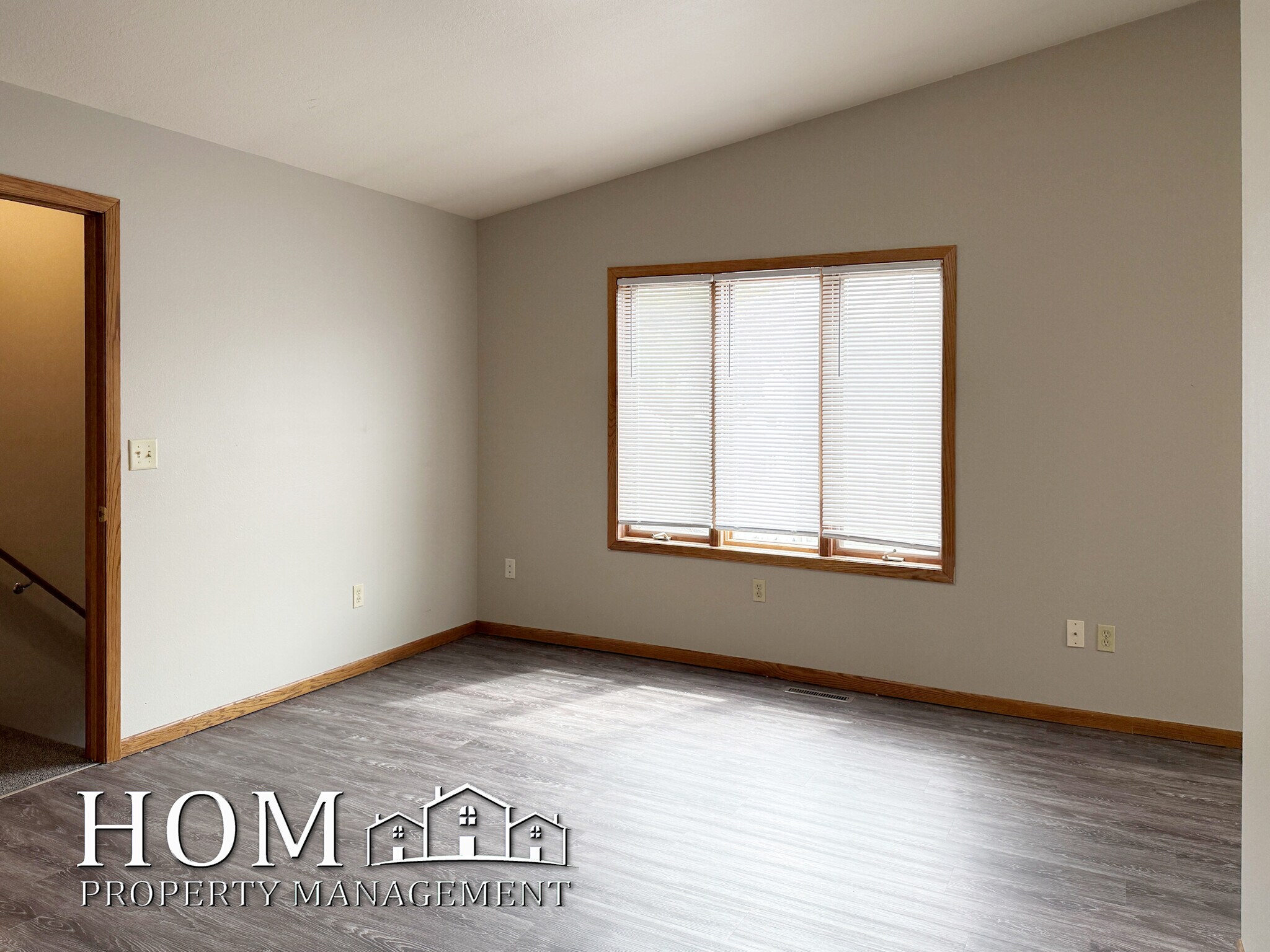 Building Photo - 320 E Lafayette St