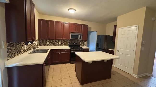 Building Photo - 2537 Howell Farms Way NW