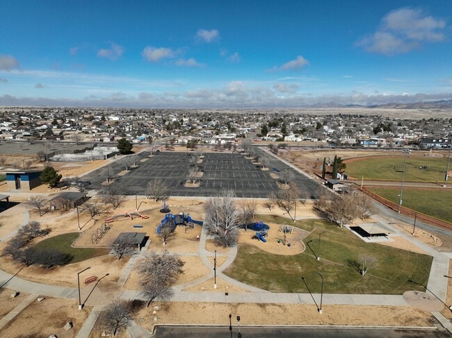 Building Photo - 3881 N Tani Rd
