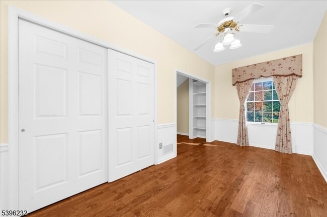 Building Photo - 21 Country Pl