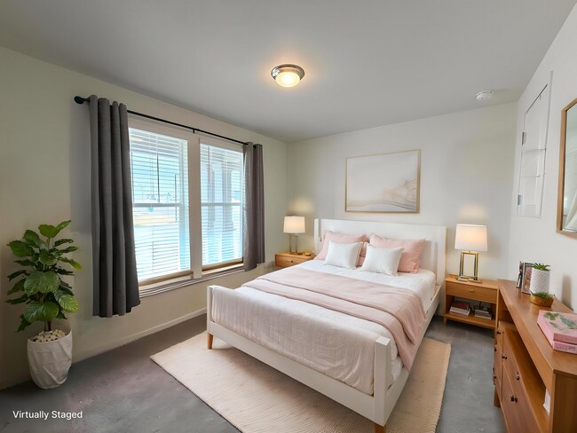 Building Photo - Exquisite Elizabeth Home