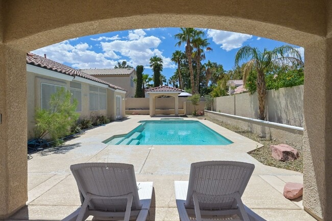 Building Photo - SE!! 4 Bedrooms!! Single Story!! NO HOA!! 3 Car Garage!!! Pool!!! Spa!!! RV Parking!!! Low mainte...