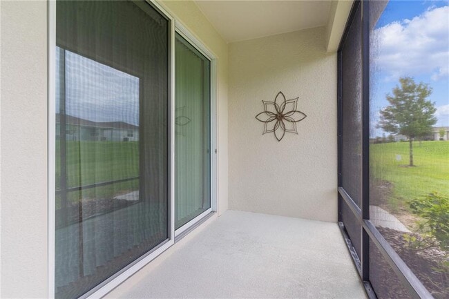 Building Photo - 5420 Sunshine Dr