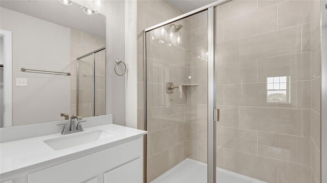Building Photo - 3720 Paradise Way
