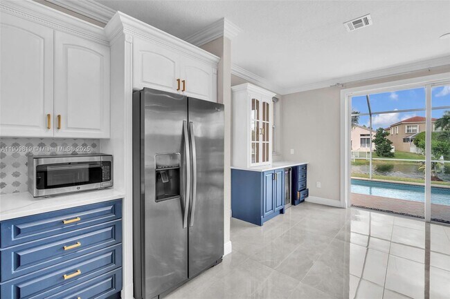 Building Photo - 15891 NW 15th Ct