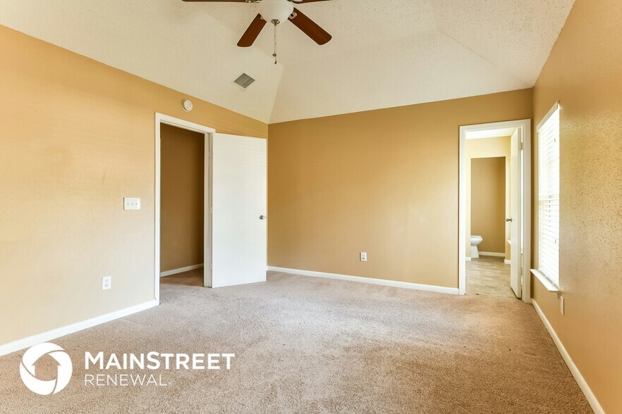 Building Photo - 9311 Towerstone Dr