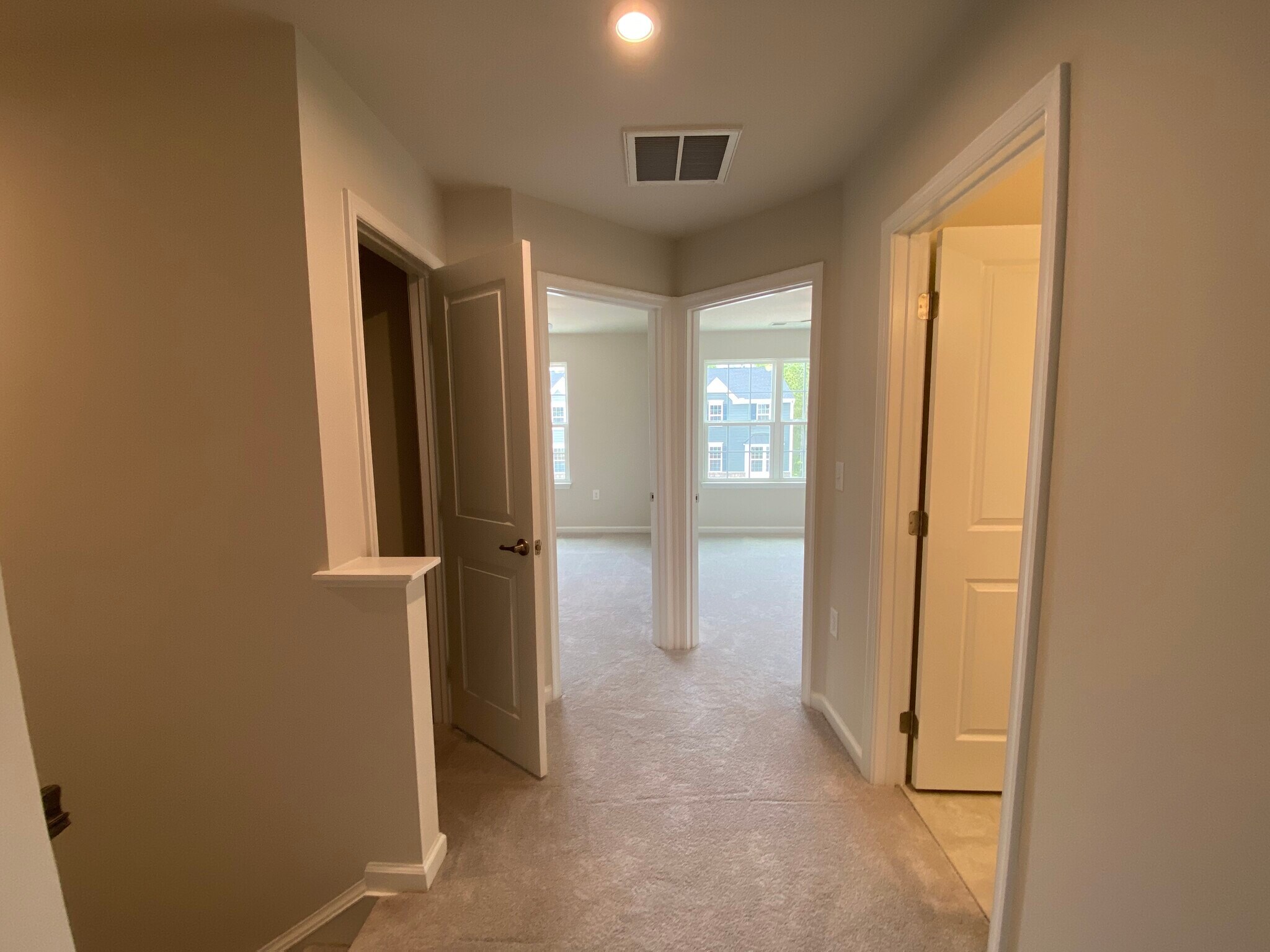 Building Photo - 4843 Randall Rd