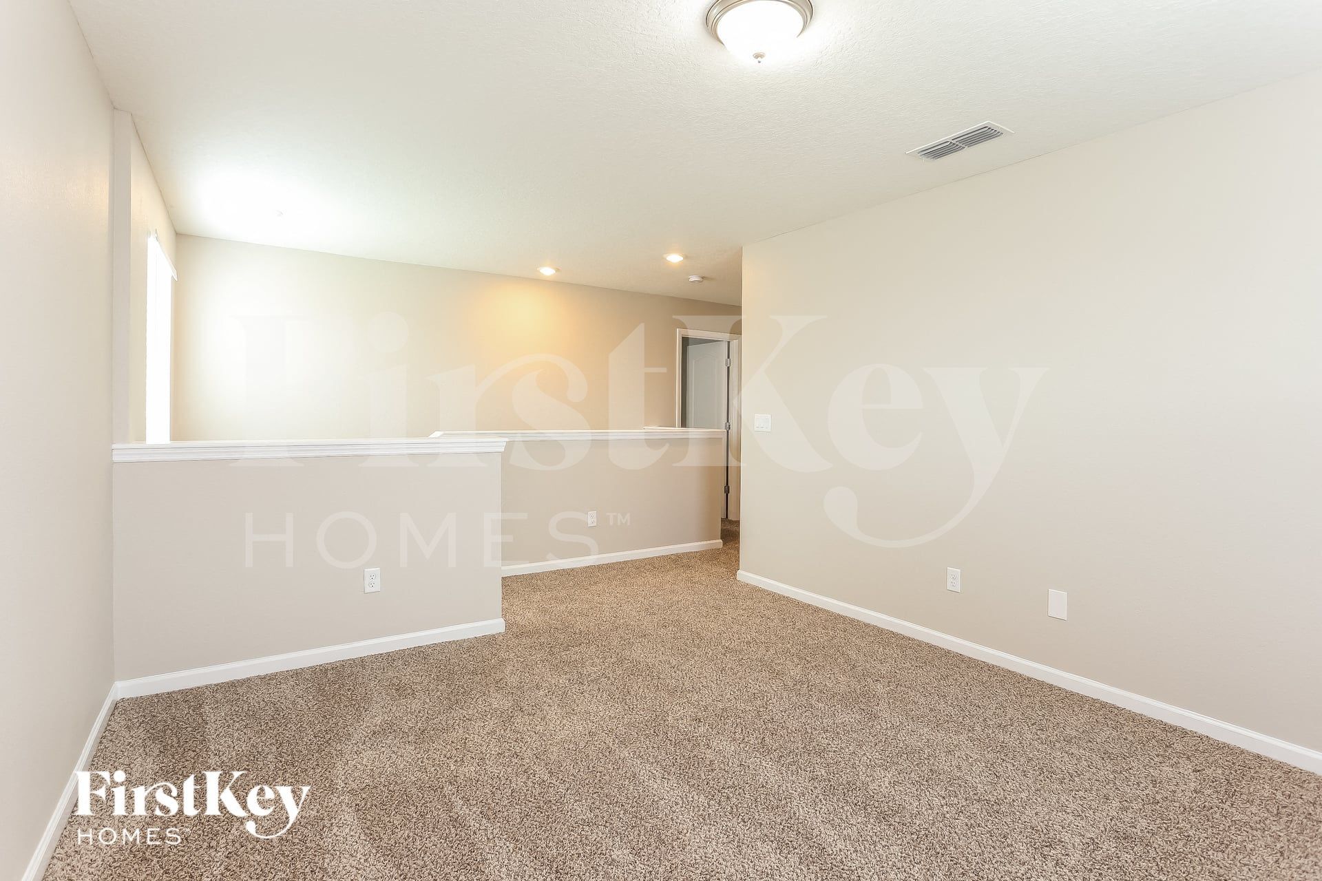 Building Photo - 1300 Kendall Dr