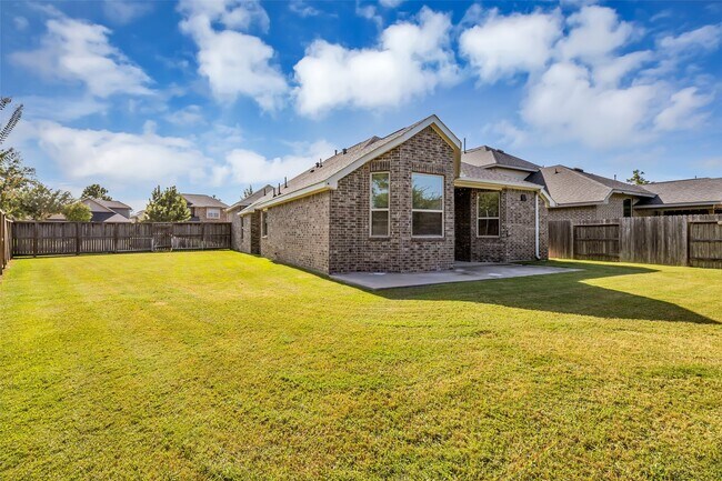Building Photo - 16838 Ellicott Rock Dr