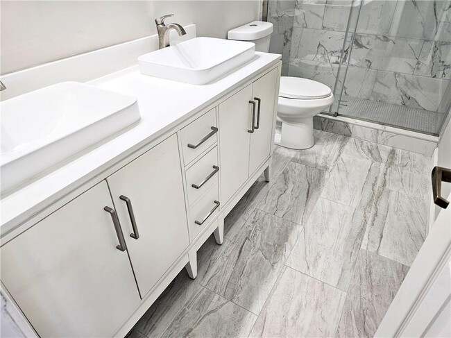 Building Photo - 8425 Falling Rocks Way