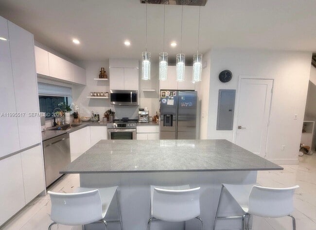 Building Photo - 20018 SW 122nd Ave