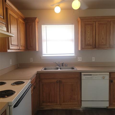 Building Photo - 438 Green Acres Dr