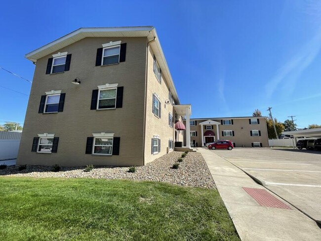 Building Photo - 135-145 Lafayette Rd. - 135-5