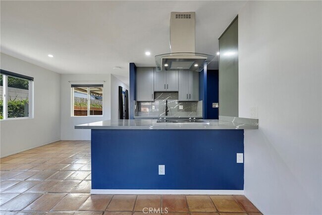 Building Photo - 8231 Deerfield Dr