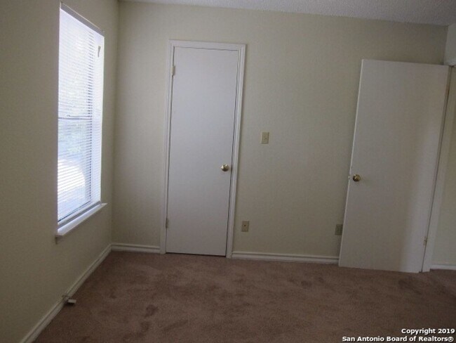 Building Photo - 9906-9908 Ardash Ln