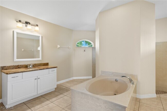 Building Photo - 1418 Shelby Pkwy