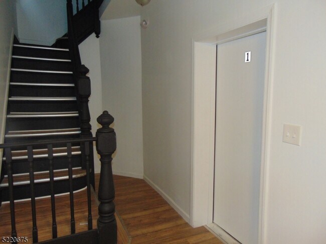 Building Photo - 75 N 11th St