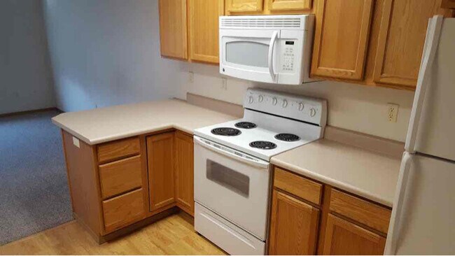 Building Photo - 53 Appleway Dr