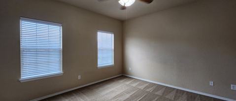 Building Photo - 1028 Brown Rock Dr
