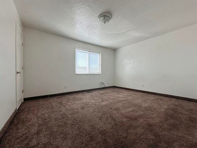 Building Photo - 15100 N 5400 W