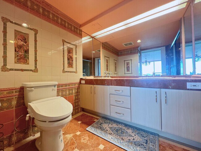 Building Photo - Hawaiki 3608 - Vintage charm in Honolulu