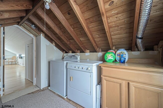 Building Photo - 112 N Argyle Ave