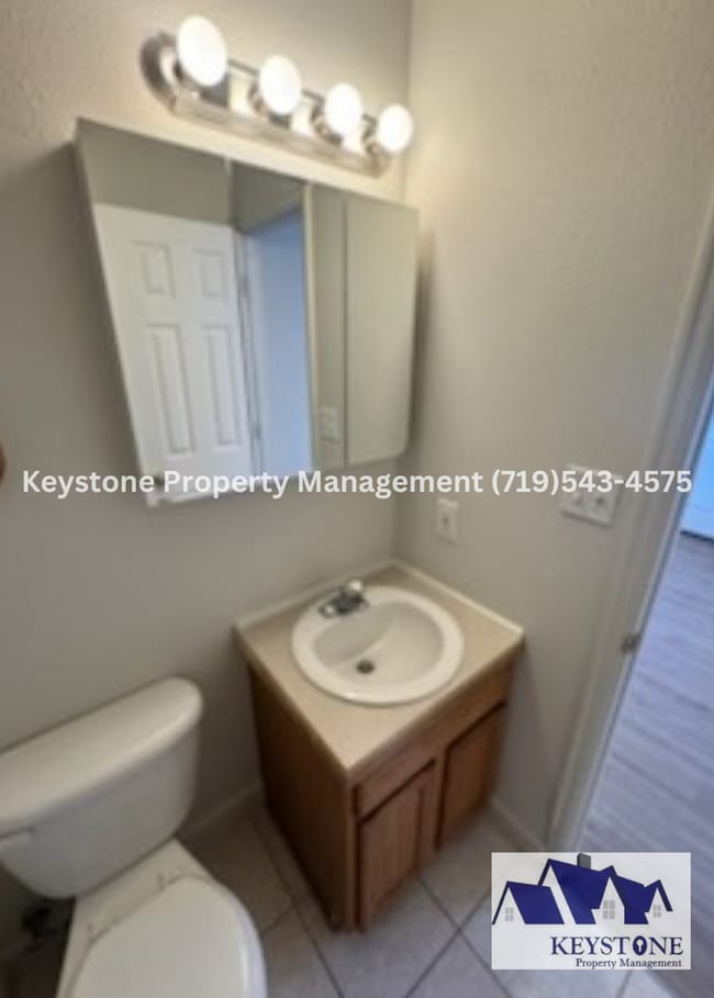 Building Photo - Back on the Market – 3 Bed / 3 Bath House in Pueblo West | $1,800