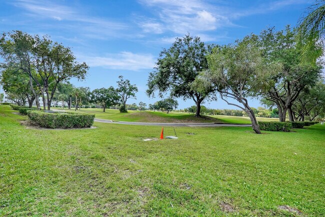 Building Photo - 1401 SW 128th Terrace