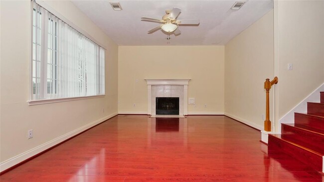 Building Photo - 4214 Oakland Falls Dr