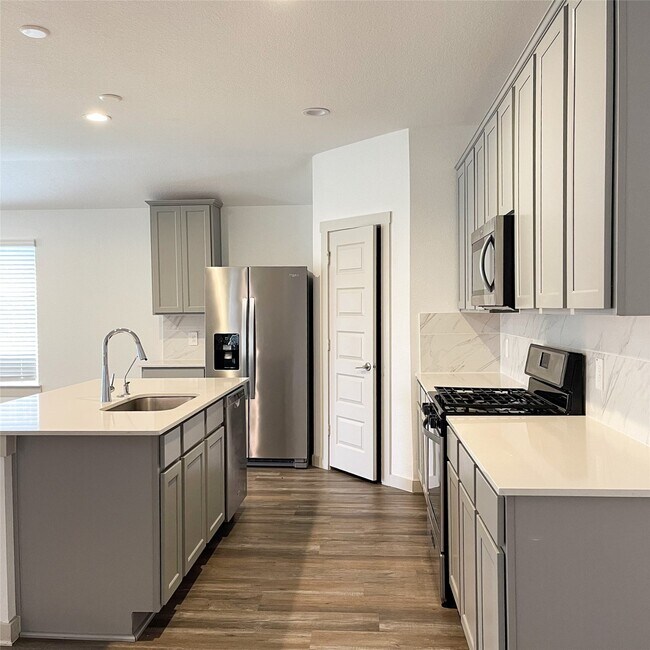 Building Photo - 6826 Halifax Harvest Ln