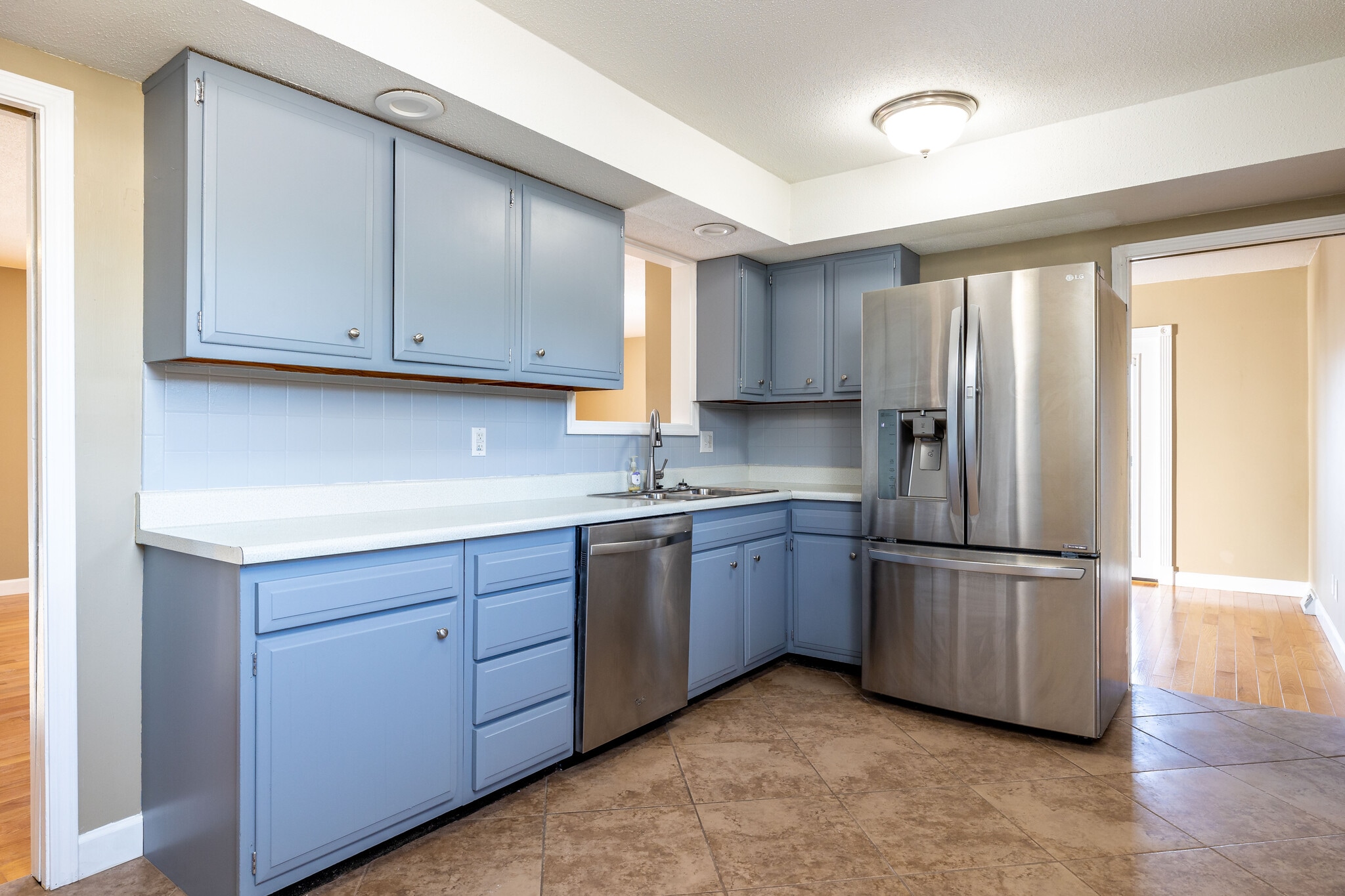 Building Photo - 908 Dartford Rd