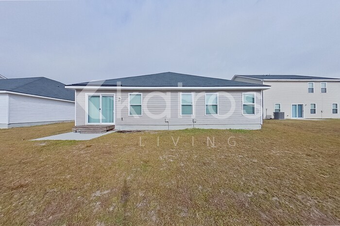 Building Photo - 18 Carrollton Dr