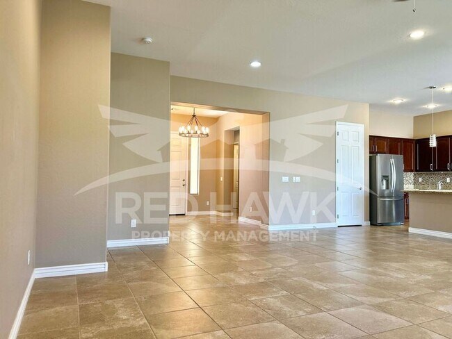 Building Photo - 4190 S Santa Rita Way
