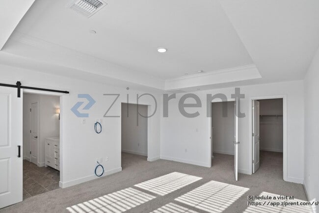 Building Photo - 426 Gold Coast Rd