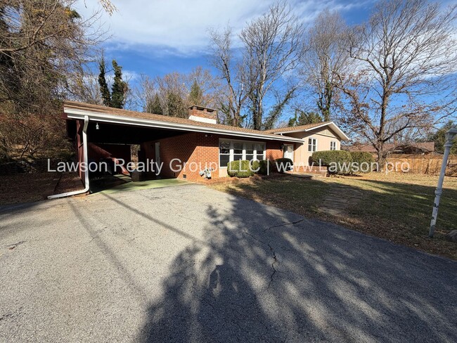 Primary Photo - Beautiful Mid Century Modern Grandin Road Home