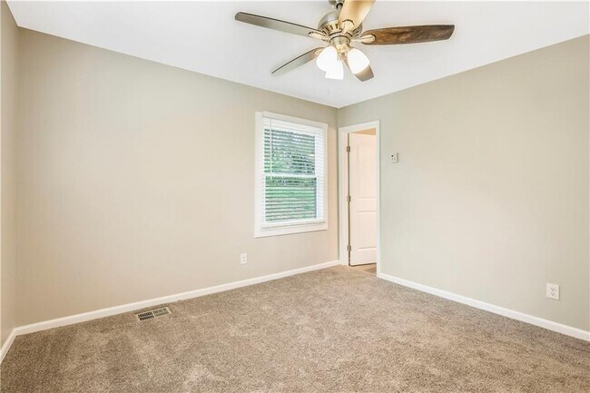 Building Photo - 1786 Inas Way