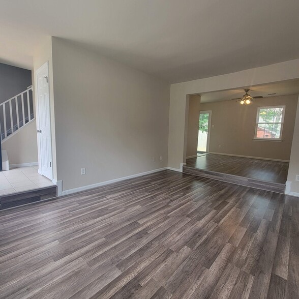 Building Photo - 3381 Ryon Ct