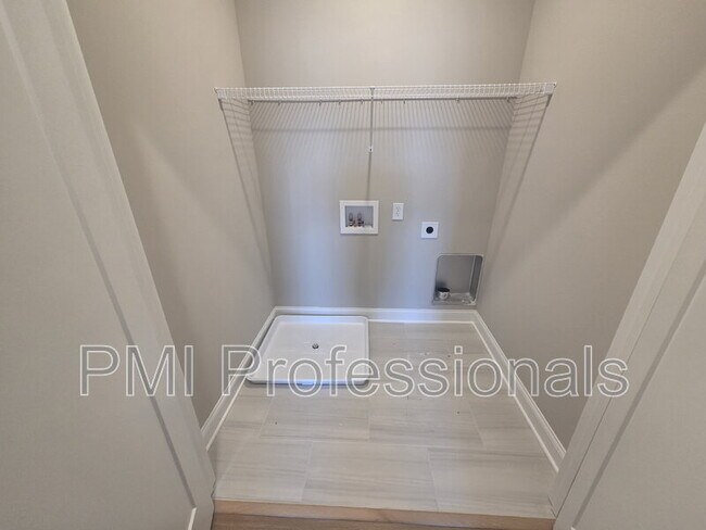 Building Photo - 1339 Rebecca Johns Dr