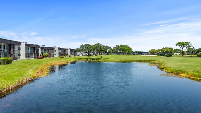 Building Photo - 969 Normandy U