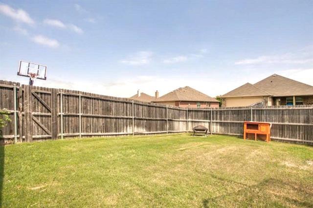 Building Photo - 216 Cliffbrook Dr