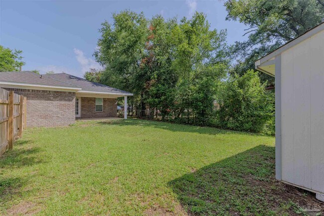 Building Photo - 7 Marine Dr