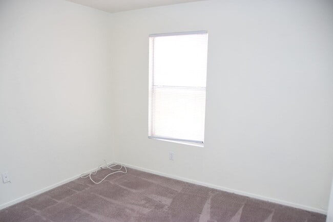 Building Photo - SUMMERLIN - 1 STORY HOME - 89144