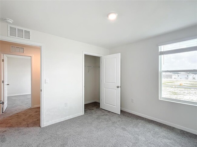 Building Photo - 8645 SW 45th Ct