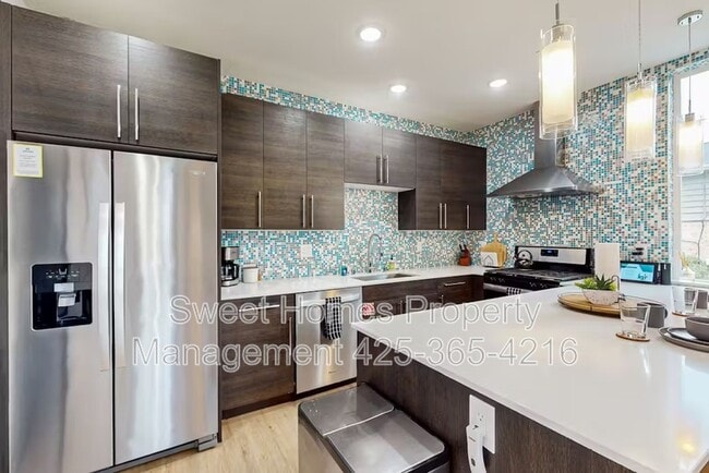 Building Photo - 9219 Linden Ave N