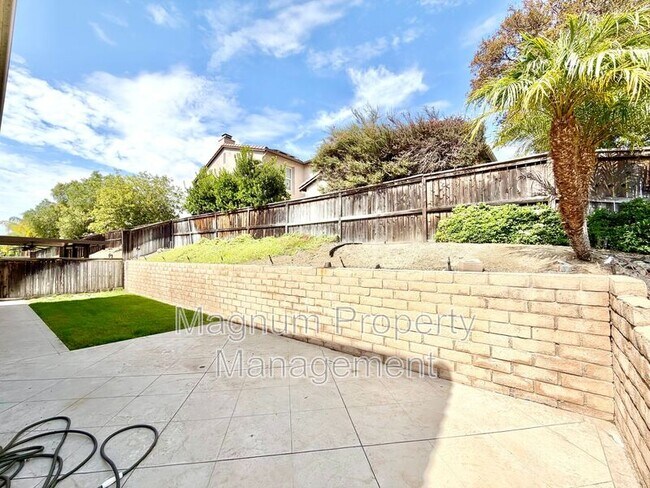 Building Photo - 29998 Couples Ave