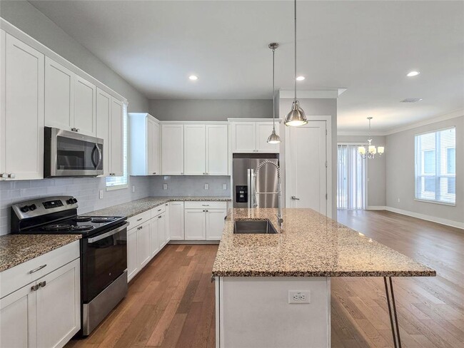 Building Photo - 8518 Fathom Cir
